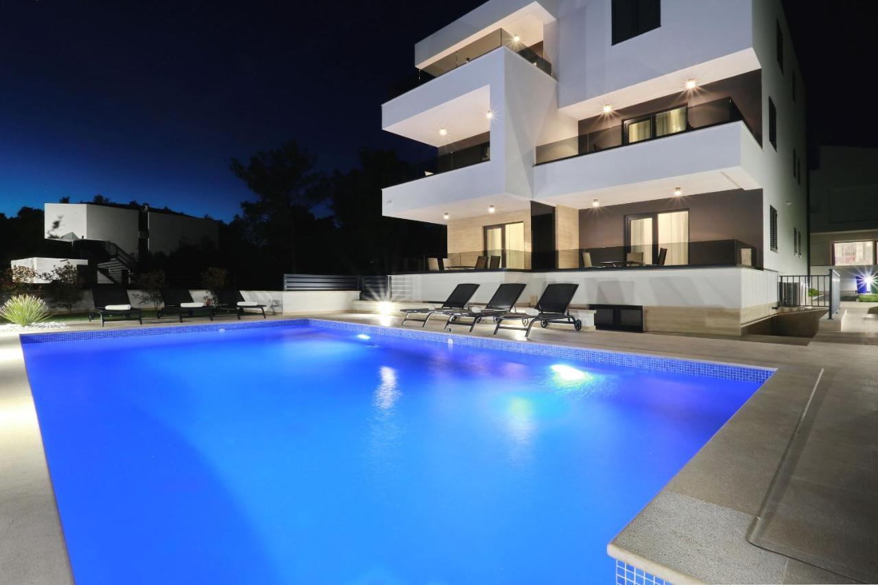 Villa Ankora 2 With Heated Pool Биоград-на-Мору Экстерьер фото